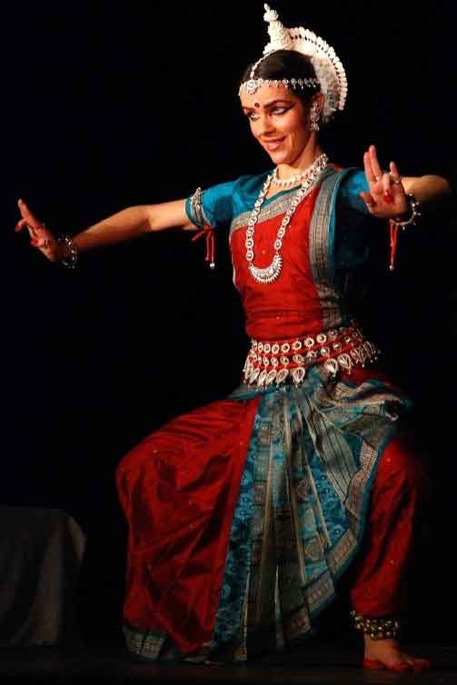 Odissi costume Traditional dance dress costumes - Buy Online