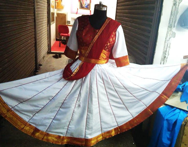 Buy SANSKRITI FANCY DRESSES Kathak Dress Anarkali Style Classical Dance  Dress (2 to 5 Years) at Amazon.in